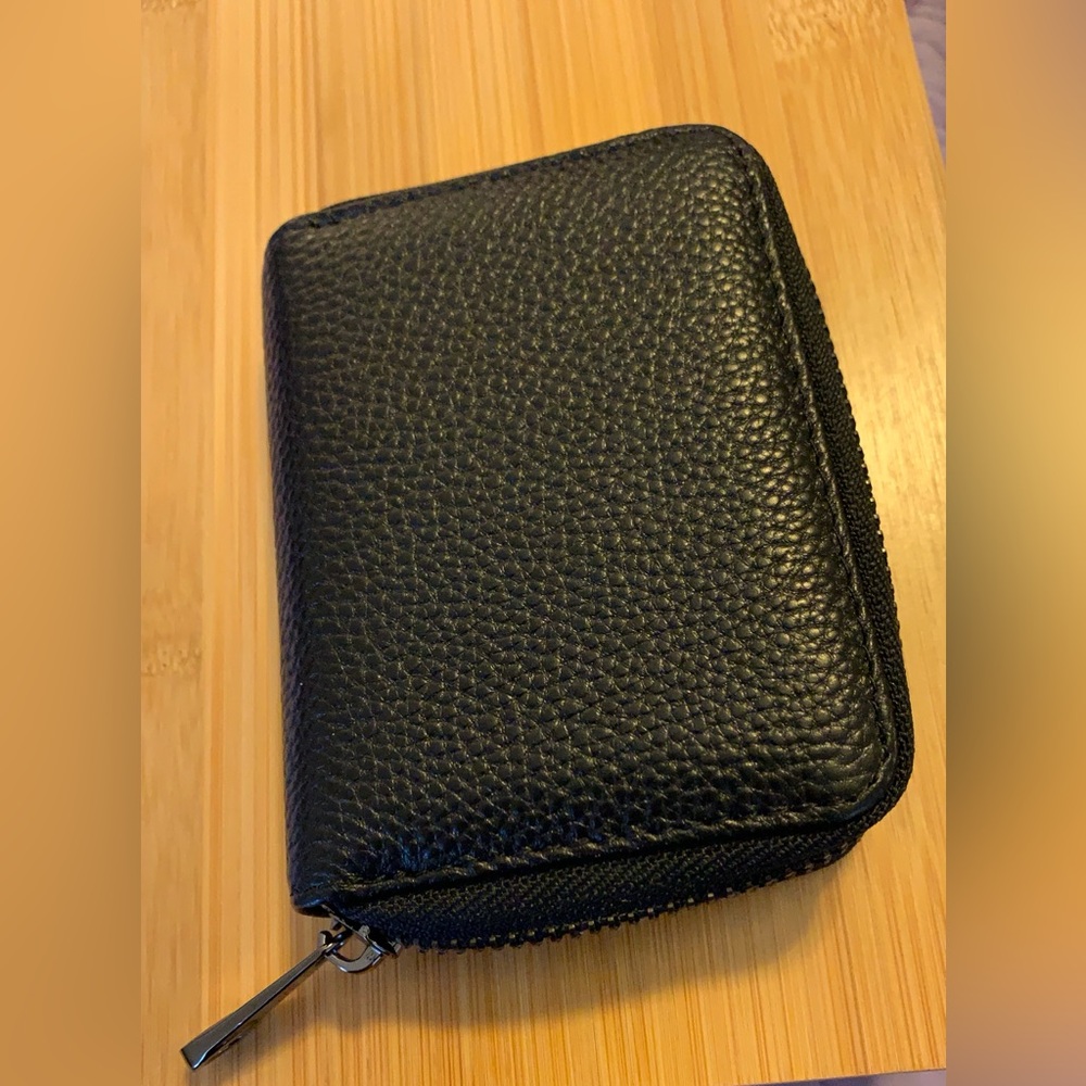 Black Leather Zippered Card Case